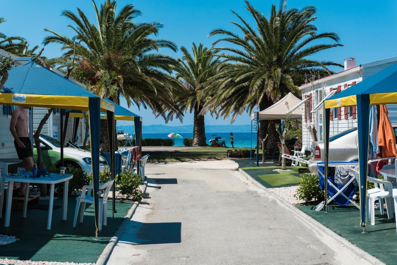 Happy Camp mobile homes in Castello Camping&Summer Resort Neos Marmaras Esterno foto